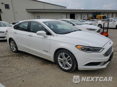 Czwarte zdjęcie samochodu z boku: 2018 FORD FUSION SE HYBRID VIN:3FA6P0LU8JR118695 - miniatura