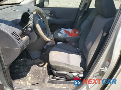 Zdjęcie 7 z 12 samochodu: 2005 MAZDA 5 VIN:JM1CR293860108399 - miniatura