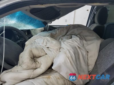 Zdjęcie 8 z 13 samochodu: 2002 ISUZU RODEO S VIN:4S2DM58W924331185 - miniatura