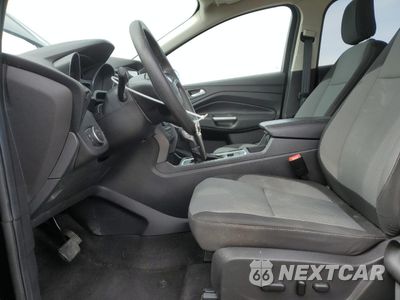 Zdjęcie 7 z 16 samochodu: 2019 FORD ESCAPE SE VIN:1FMCU9GD9KUC26463 - miniatura