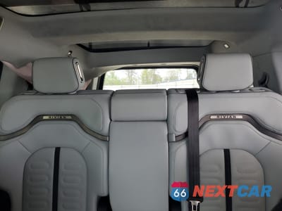 Zdjęcie 10 z 15 samochodu: 2023 RIVIAN R1S ADVENTURE VIN:7PDSGABA2PN006517 - miniatura