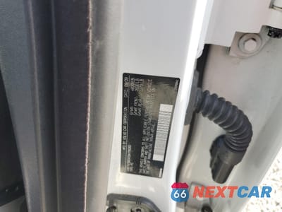 Zdjęcie 12 z 14 samochodu: 2010 VOLVO S80 3.2 VIN:YV1982AS9A1118260 - miniatura