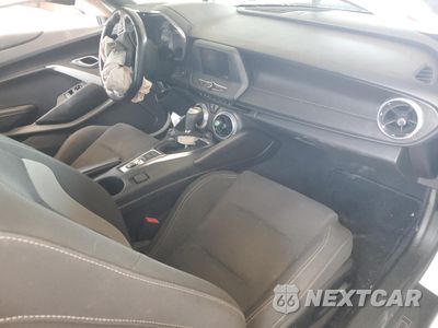 Zdjęcie 8 z 14 samochodu: 2018 CHEVROLET CAMARO LT VIN:1G1FB1RX1J0141535 - miniatura