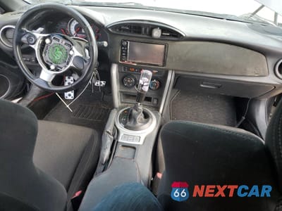 Zdjęcie 8 z 15 samochodu: 2017 TOYOTA 86 BASE VIN:JF1ZNAA19H8706022 - miniatura