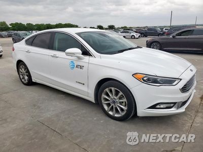 Czwarte zdjęcie samochodu z boku: 2017 FORD FUSION SE HYBRID VIN:3FA6P0LU9HR408986 - miniatura