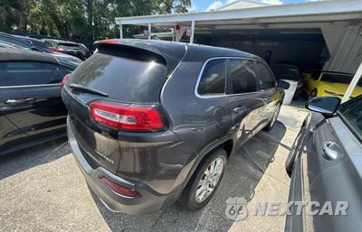 Czwarte zdjęcie samochodu z boku: 2017 JEEP CHEROKEE LIMITED VIN:1C4PJLDB0HW541535 - miniatura