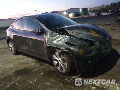 Czwarte zdjęcie samochodu z boku: 2023 TESLA MODEL Y VIN:7SAYGDEE6PF921972 - miniatura