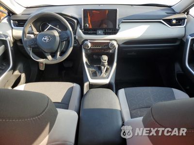 Zdjęcie 8 z 16 samochodu: 2025 TOYOTA RAV4 XLE VIN:2T3W1RFV8SC318589 - miniatura