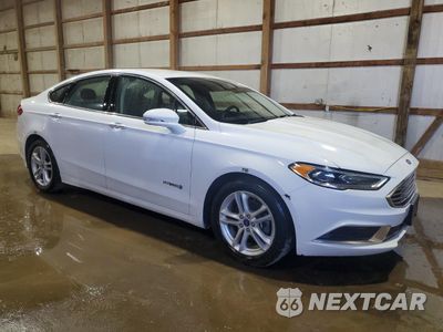 Czwarte zdjęcie samochodu z boku: 2018 FORD FUSION SE HYBRID VIN:3FA6P0LU4JR171720 - miniatura