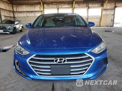 Piąte zdjęcie samochodu w środku: 2017 HYUNDAI ELANTRA SE VIN:KMHD74LF4HU400809 - miniatura