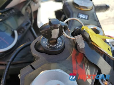 Zdjęcie 8 z 9 samochodu: 2017 SUZUKI GSX-R750 VIN:JS1GR7MA7H2101269 - miniatura