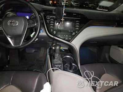 Zdjęcie 8 z 12 samochodu: 2020 TOYOTA CAMRY XLE VIN:4T1F31AK7LU530157 - miniatura