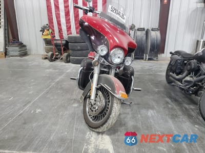 Drugie zdjęcie samochodu z przodu: 2011 HARLEY-DAVIDSON FLHTK VIN:1HD1KEM14BB660434 - miniatura