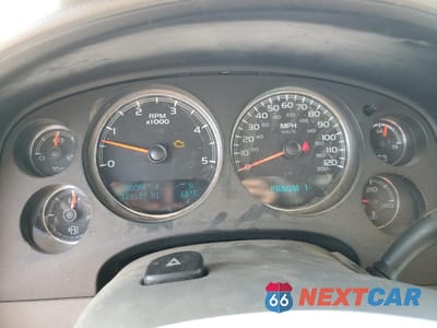 Zdjęcie 9 z 12 samochodu: 2011 CHEVROLET SILVERADO K3500 LTZ VIN:1GC4K1C82BF179659 - miniatura