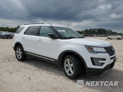 Czwarte zdjęcie samochodu z boku: 2017 FORD EXPLORER XLT VIN:1FM5K8D8XHGC26611 - miniatura