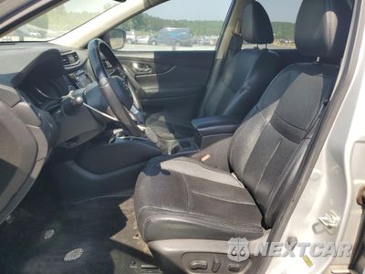 Zdjęcie 7 z 14 samochodu: 2018 NISSAN ROGUE S VIN:JN8AT2MT4JW453696 - miniatura