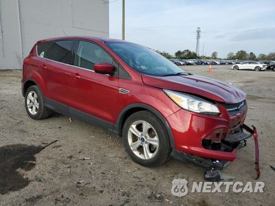 Czwarte zdjęcie samochodu z boku: 2015 FORD ESCAPE SE VIN:1FMCU9GXXFUB25531 - miniatura