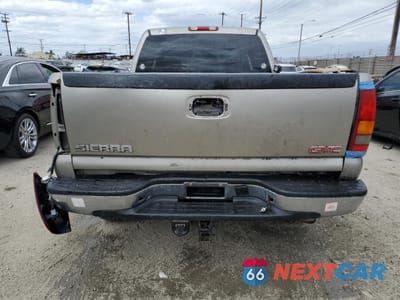 Zdjęcie 6 z 13 samochodu: 2002 GMC SIERRA C1500 HEAVY DUTY VIN:1GTGC13U92F128294 - miniatura