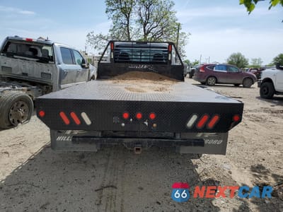Zdjęcie 6 z 12 samochodu: 2005 FORD F450 SUPER DUTY VIN:1FDXF46P25ED37784 - miniatura