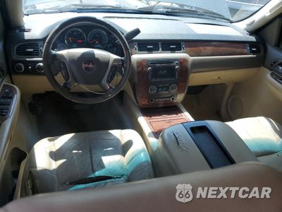 Zdjęcie 8 z 12 samochodu: 2008 GMC SIERRA K1500 VIN:2GTEK13M081174283 - miniatura