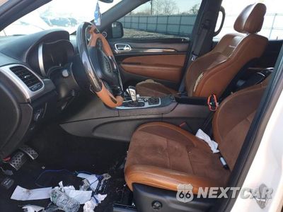 Zdjęcie 7 z 13 samochodu: 2019 JEEP GRAND CHEROKEE TRACKHAWK VIN:1C4RJFN91KC558648 - miniatura