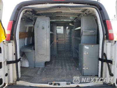Zdjęcie 10 z 13 samochodu: 2015 CHEVROLET EXPRESS G2500 VIN:1GCWGFCFXF1192927 - miniatura