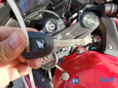 Zdjęcie 8 z 11 samochodu: 2022 HONDA CBR500 RA VIN:MLHPC6254N5301430 - miniatura