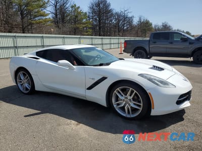 Czwarte zdjęcie samochodu z boku: 2018 CHEVROLET CORVETTE STINGRAY 1LT VIN:1G1YB2D72J5101442 - miniatura
