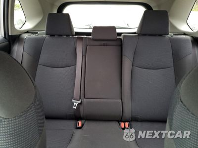 Zdjęcie 10 z 16 samochodu: 2019 TOYOTA RAV4 LE VIN:JTMK1RFV4KD031812 - miniatura