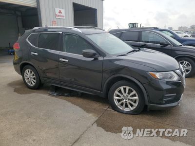 Czwarte zdjęcie samochodu z boku: 2017 NISSAN ROGUE S VIN:KNMAT2MT9HP549968 - miniatura