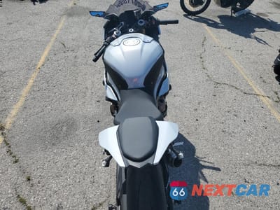 Zdjęcie 6 z 10 samochodu: 2020 BMW S 1000 RR VIN:WB10E2308L6D06079 - miniatura