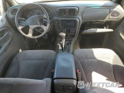 Zdjęcie 8 z 14 samochodu: 2004 CHEVROLET TRAILBLAZER LS VIN:1GNDT13SX42106002 - miniatura