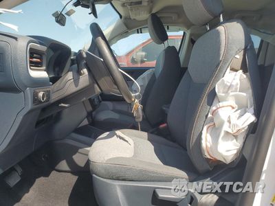 Zdjęcie 7 z 12 samochodu: 2024 FORD MAVERICK XLT VIN:3FTTW8H98RRA57542 - miniatura