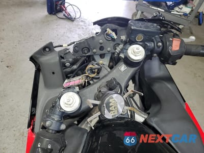 Zdjęcie 7 z 11 samochodu: 2004 HONDA CBR600 F4 VIN:JH2PC35054M502623 - miniatura