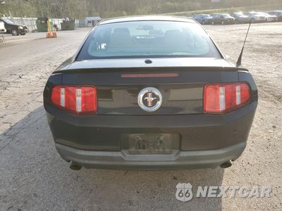 Zdjęcie 6 z 13 samochodu: 2011 FORD MUSTANG VIN:1ZVBP8AM9B5151555 - miniatura