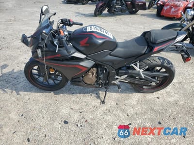 Trzecie zdjęcie samochodu z tyłu: 2021 HONDA CBR500 RA VIN:MLHPC6252M5201518 - miniatura