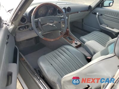 Zdjęcie 8 z 12 samochodu: 1989 MERCEDES-BENZ 560 SL VIN:WDBBA48D9KA103806 - miniatura