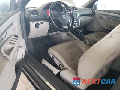 Zdjęcie 8 z 12 samochodu: 2009 VOLKSWAGEN EOS TURBO VIN:WVWBA71F09V020198 - miniatura