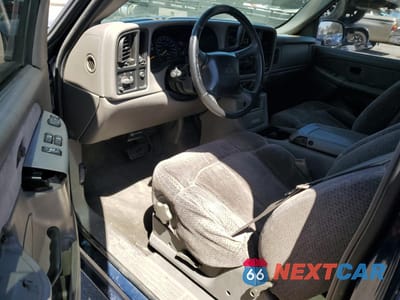 Zdjęcie 8 z 15 samochodu: 1999 CHEVROLET SILVERADO C1500 VIN:2GCEC19V0X1186882 - miniatura