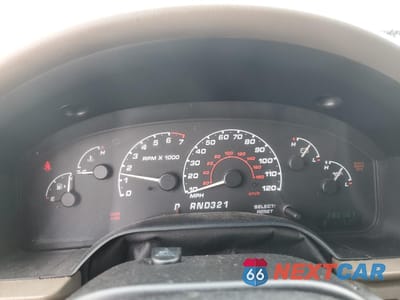 Zdjęcie 9 z 14 samochodu: 2002 FORD EXPLORER XLT VIN:1FMZU63E82ZB70672 - miniatura