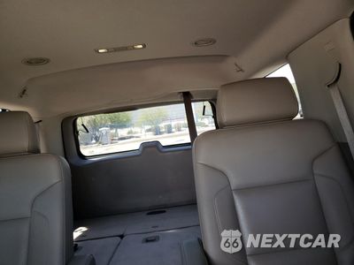 Zdjęcie 10 z 13 samochodu: 2015 CHEVROLET TAHOE C1500 LT VIN:1GNSCBKC6FR297726 - miniatura