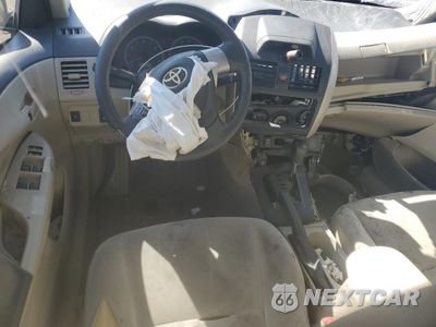 Zdjęcie 8 z 14 samochodu: 2012 TOYOTA COROLLA BASE VIN:2T1BU4EE5CC859684 - miniatura