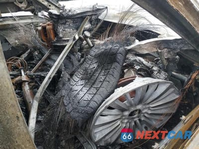 Zdjęcie 8 z 11 samochodu: 2015 BMW 328 XI VIN:WBA3B3C58FF548069 - miniatura