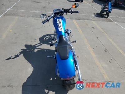 Czwarte zdjęcie samochodu z boku: 2010 HONDA VT1300 CX VIN:JH2SC6108AK002593 - miniatura