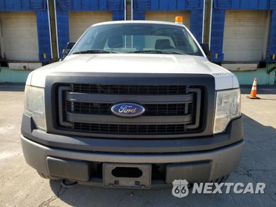 Piąte zdjęcie samochodu w środku: 2013 FORD F150 VIN:1FTMF1EM3DKG35838 - miniatura