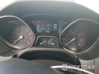 Zdjęcie 9 z 12 samochodu: 2018 FORD FOCUS SE VIN:1FADP3K29JL287647 - miniatura