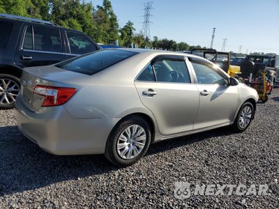 Trzecie zdjęcie samochodu z tyłu: 2014 TOYOTA CAMRY L VIN:4T1BF1FKXEU782468 - miniatura