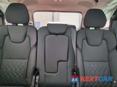 Zdjęcie 10 z 14 samochodu: 2025 VOLVO XC90 PLUS VIN:YV4H60PB8S1350320 - miniatura