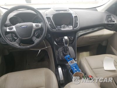 Zdjęcie 8 z 13 samochodu: 2014 FORD ESCAPE TITANIUM VIN:1FMCU0J90EUB98640 - miniatura