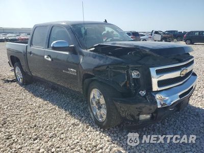 Czwarte zdjęcie samochodu z boku: 2011 CHEVROLET SILVERADO C1500 LT VIN:3GCPCSE05BG154454 - miniatura